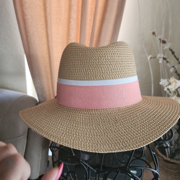 Ann Taylor sun hat OS - Picture 3 of 5